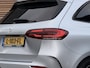 Mercedes-Benz B-klasse 200 Business Solution AMG-Line Trekaahk / Panodak / LED / Clima / Navi