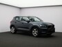 Volvo XC40 T2 Business Pro / Trekhaak / Adaptieve Cruise Control / Achteruitrijcamera / Elektr. bedienbare achterklep / BLIS
