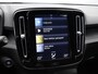 Volvo XC40 T2 Business Pro / Trekhaak / Adaptieve Cruise Control / Achteruitrijcamera / Elektr. bedienbare achterklep / BLIS