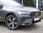 Volvo XC60 2.0 B4 AWD R-Design LAGE KM-STAND | TREKH. | LEER | PILOT