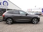 Volvo XC60 2.0 B4 AWD R-Design LAGE KM-STAND | TREKH. | LEER | PILOT