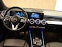 Mercedes-Benz EQB 250 Business Line 67 kWh - ELEKTRISCHE ACHTERKLEP - KEYLESS ENTRY/ START - 18 INCH LICHT METALEN VELGEN - NAVIGATIE - APPLE CARPLAY/ ANDROID AUTO - VOORSTOELEN VERWARMD - LAGE KILOMETERSTAND - ACHTERBANK VERSCHUIFBAAR