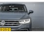 Volkswagen Tiguan 1.4 TSI eHybrid R-Line Business+ ACC Elek Trekhaak Stuur & Stoelverw