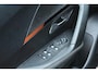 Peugeot e-2008 EV Active 50 kWh | Carplay | DAB+ | Airco |