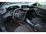 Peugeot e-2008 EV Active 50 kWh | Carplay | DAB+ | Airco |