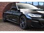 BMW 5-Serie Touring 530e 292pk M-Sport Pano ACC Trekh Comf-seat 360 HUD Laser 4wielbest
