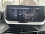 Peugeot 2008 1.2 Hybrid 136 Allure | 360 CAMERA | ADAPTIVE CRUISE | APPLE CARPLAY\AINDROID AUTO | KEYLESS | DODEHOEK | FABRIEKS GARANTIE TOT 06-2027 |