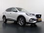 MG EHS 1.5 TGDI Luxury VAN € 26.900,- VOOR € 23.440,- UW LENTEVOORDEEL €3.460,-! | PHEV | MEGA COMPLEET! | TREKHAAK | COMPLETE HISTORIE AANWEZIG | FABRIEKSGARANTIE T/M 11-2030 | 52km WLTP ELECTR RIJBEREIK, TOTAAL RIJBEREIK TOT 1.000km!