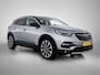 Opel Grandland X 1.6 Hybrid Ultimate 225pk Automaat | Elektrische Klep | Elektrische Bestuurdersstoel | Leder | Navigatie | Camera Voor + Achter | Cruise Control | 19"LMV | Dodehoekdetectie | Keyless Entry/Start | LED | Apple Carplay/Android Auto |
