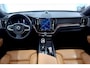 Volvo XC60 2.0 T8 AWD Recharge 335kW/456pk Aut8 Ultimate Bright LUCHTVERING + BOWERS&WILKINS + PANORAMADAK + PILOT ASSIST + ADAPT.CRUISE + EL.TREKHAAK + STOELMASSAGE + STOELVERWARMING&-VENTILATIE + 360 CAMERA + KEYLESS + PARKSENSOREN + 19" LM-VELGEN!!