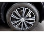 Volvo XC60 2.0 T8 AWD Recharge 335kW/456pk Aut8 Ultimate Bright LUCHTVERING + BOWERS&WILKINS + PANORAMADAK + PILOT ASSIST + ADAPT.CRUISE + EL.TREKHAAK + STOELMASSAGE + STOELVERWARMING&-VENTILATIE + 360 CAMERA + KEYLESS + PARKSENSOREN + 19" LM-VELGEN!!