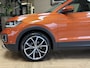 Volkswagen T-Cross 1.0 TSI Style 115pk DSG | Carplay | 18" | Camera | Digitaal cockpit | ACC | Dode hoek | 100% Volkswagen dealer onderhouden!