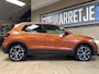 Volkswagen T-Cross 1.0 TSI Style 115pk DSG | Carplay | 18" | Camera | Digitaal cockpit | ACC | Dode hoek | 100% Volkswagen dealer onderhouden!