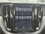 Volvo XC60 2.0 T8 Twin Engine AWD R-Design Luchtvering/Panodak/Trekhaak etc.
