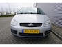 Ford C-Max Focus 1.6-16V Trend Airco / Elektr. ramen / Cruise / Parkeersens. / Trekhaak / NAP