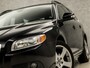 Volvo V70 1.6 T4 Sport 180Pk Automaat (STOELVERWARMING, CLIMATE, LEDER, XENON, SPORTSTOELEN, CRUISE, ARMSTEUN, ELEK PAKKET, NIEUWE APK, NIEUWSTAAT)