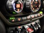 MINI Countryman Mini 1.5 Sportline (APPLE CARPLAY, NAVIGATIE, BRUIN LEDER, JCW SPORTSTUUR, STOELVERWARMING, SFEERVERLICHTING, GETINT GLAS, NIEUWSTAAT)