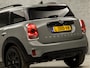 MINI Countryman Mini 1.5 Sportline (APPLE CARPLAY, NAVIGATIE, BRUIN LEDER, JCW SPORTSTUUR, STOELVERWARMING, SFEERVERLICHTING, GETINT GLAS, NIEUWSTAAT)