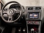 Volkswagen Polo 1.2 TSI Sportline (APPLE CARPLAY, AIRCO, CRUISE, LM VELGEN, SPORTSTOELEN, ARMSTEUN, NIEUWSTAAT)