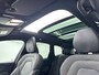 Volvo XC60 T8 Recharge R-Design | 21" | Luchtvering | Harman Kardon | Head-Up | Elektr. verst. Stoelen | Leder Dashboard | Getint Glas | Panoramadak