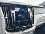 Volvo XC60 T8 Recharge R-Design | 21" | Luchtvering | Harman Kardon | Head-Up | Elektr. verst. Stoelen | Leder Dashboard | Getint Glas | Panoramadak