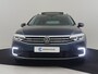 Volkswagen Passat Variant GTE Business 218pk | Dodehoekdetectie | Camera achter | Navigatie | Panorama dak | Matrix koplampen | Stuur+stoelverwarming | Adaptief cruise control | 17"LMV