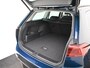 Volkswagen Passat Variant GTE Business 218pk | Dodehoekdetectie | Camera achter | Navigatie | Panorama dak | Matrix koplampen | Stuur+stoelverwarming | Adaptief cruise control | 17"LMV