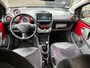 Toyota Aygo 1.0-12V Aspiration Red Eerste eigenaar / Airco / Carplay / Half leder