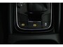 Skoda Karoq 1.5 TSI ACT Style (STOELVERWARMING, CAMERA, SFEERVERLICHTING, NAVIGATIE CARPLAY, CRUISE CONTROL, PARKEERSENSOREN)