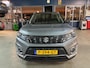 Suzuki Vitara 1.4 Boosterjet 129pk Smart Hybrid Comfort | Two-tone lak | Trekhaak | Apple carplay/ Android auto | Camera | Climate control | NAP | Rijklaar prijs!