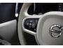 Volvo V60 T6 Recharge AWD Inscription | Trekhaak | Panoramadak | BLIS | Keyles Entry-Start | PDC V+A en Camera | Extra Getint glas | Verwarmde voorruit |