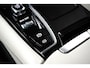 Volvo V60 T6 Recharge AWD Inscription | Trekhaak | Panoramadak | BLIS | Keyles Entry-Start | PDC V+A en Camera | Extra Getint glas | Verwarmde voorruit |
