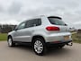 Volkswagen Tiguan 1.4 TSI Sport&Style | 1e Eigenaar | slechts 143.582 km | Navi | Trekhaak | Clima | 17" Velgen | PDC | Cruise |
