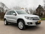 Volkswagen Tiguan 1.4 TSI Sport&Style | 1e Eigenaar | slechts 143.582 km | Navi | Trekhaak | Clima | 17" Velgen | PDC | Cruise |