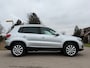 Volkswagen Tiguan 1.4 TSI Sport&Style | 1e Eigenaar | slechts 143.582 km | Navi | Trekhaak | Clima | 17" Velgen | PDC | Cruise |