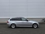 BMW 3-Serie Touring 318i PANO/NAVI/LEER/AUT/PDC/2X SLEUTELS/STLVRWMNG