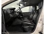 Renault Clio Estate 0.9 TCe Intens [ trekhaak camera half-leder clima ]