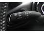 Toyota Yaris 1.5 Hybrid Dynamic Limited | Stoel en Stuur verwarming | HUD Display | Half lederen stoelen |