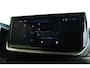 Peugeot 2008 GT | Active Safety Brake met camera en radar (automatisch noodremsysteem) met Distance Alert (waarschuwing dreigende aanrijding) | Advanced Active Safety Brake met camera en radar | Climate Control
