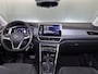 Volkswagen T-Roc 1.5 TSI Style 150 PK DSG | Private lease vanaf €641,-| Trekhaak afneembaar | Navigatie | Stoel verwarming en massage | Alcantara |