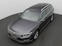 Volkswagen Passat Variant 1.4 TSI ACT Highline Business R 150PK DSG R-line, Virtual Cockpit, Trekhaak, 18" LM Velgen, Achteruitrijcamera, Navi Discover Pro, Adaptieve Cruise Controle, Clima
