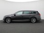 Volkswagen Passat Variant 1.4 TSI ACT Highline Business R 150PK DSG R-line, Virtual Cockpit, Trekhaak, 18" LM Velgen, Achteruitrijcamera, Navi Discover Pro, Adaptieve Cruise Controle, Clima