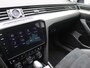 Volkswagen Passat Variant 1.4 TSI ACT Highline Business R 150PK DSG R-line, Virtual Cockpit, Trekhaak, 18" LM Velgen, Achteruitrijcamera, Navi Discover Pro, Adaptieve Cruise Controle, Clima