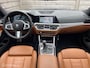 BMW 3-Serie 330e High Executive M-SPORT-Carplay-Leder