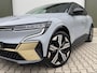 Renault Megane E-Tech EV60 Optimum Charge 220 Iconic / SOH 93% / Warmtepomp / Camera Binnenspiegel / 360 Camera / Navigatie / Carplay / Clima / Two Tone / 20" lm