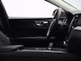 Volvo V60 Cross Country 2.0 B5 AWD Pro / Trekhaak / Lederen Bekleding / Elektrisch Verst. Stoelen / Stoel+Stuurverwarming / Adaptive Cruise / BLIS / Keyless /