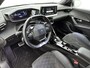 Peugeot 2008 1.2 GT 156pk Automaat | Schuif-/Kanteldak | Trekhaak | Stoel-/Voorruitverwarming | Navigatie | Adaptieve Cruise Control | Dodehoekdetectie | Camera | Keyless Entry/Start | Interieurverlichting | Apple Carplay/Android Auto |