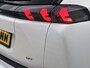 Peugeot 2008 1.2 GT 156pk Automaat | Schuif-/Kanteldak | Trekhaak | Stoel-/Voorruitverwarming | Navigatie | Adaptieve Cruise Control | Dodehoekdetectie | Camera | Keyless Entry/Start | Interieurverlichting | Apple Carplay/Android Auto |