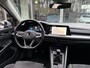 Volkswagen Golf 1.5 TSI *!* PANODAK/ RADAR/ HuD/ 18 INCH/ CAMERA/ CARPLAY *!*