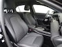 Mercedes-Benz A-klasse 180 Star Edition l Stoelverwarming l Cruise Control l Achteruitrijcamera l !Nieuw geleverd en dealer onderhouden! l